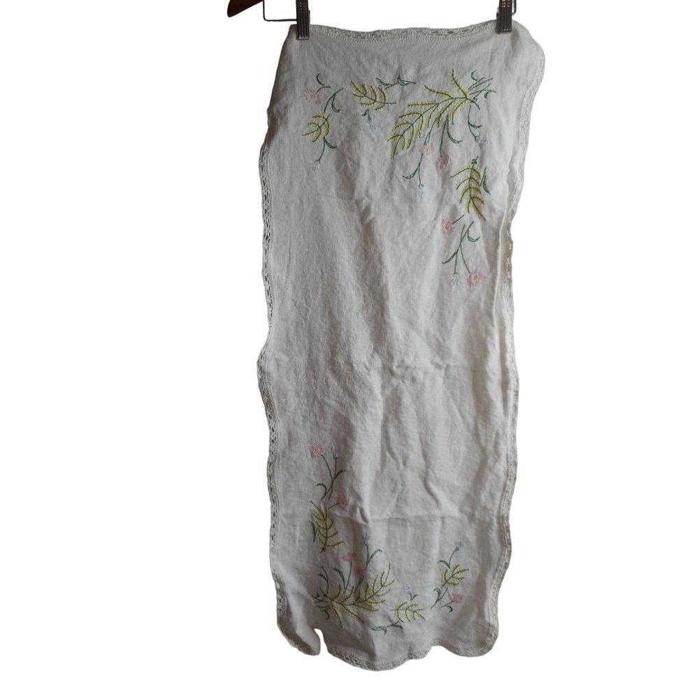 Vintage Pink Green Floral handmade embroidered Lace Dresser scarf runner